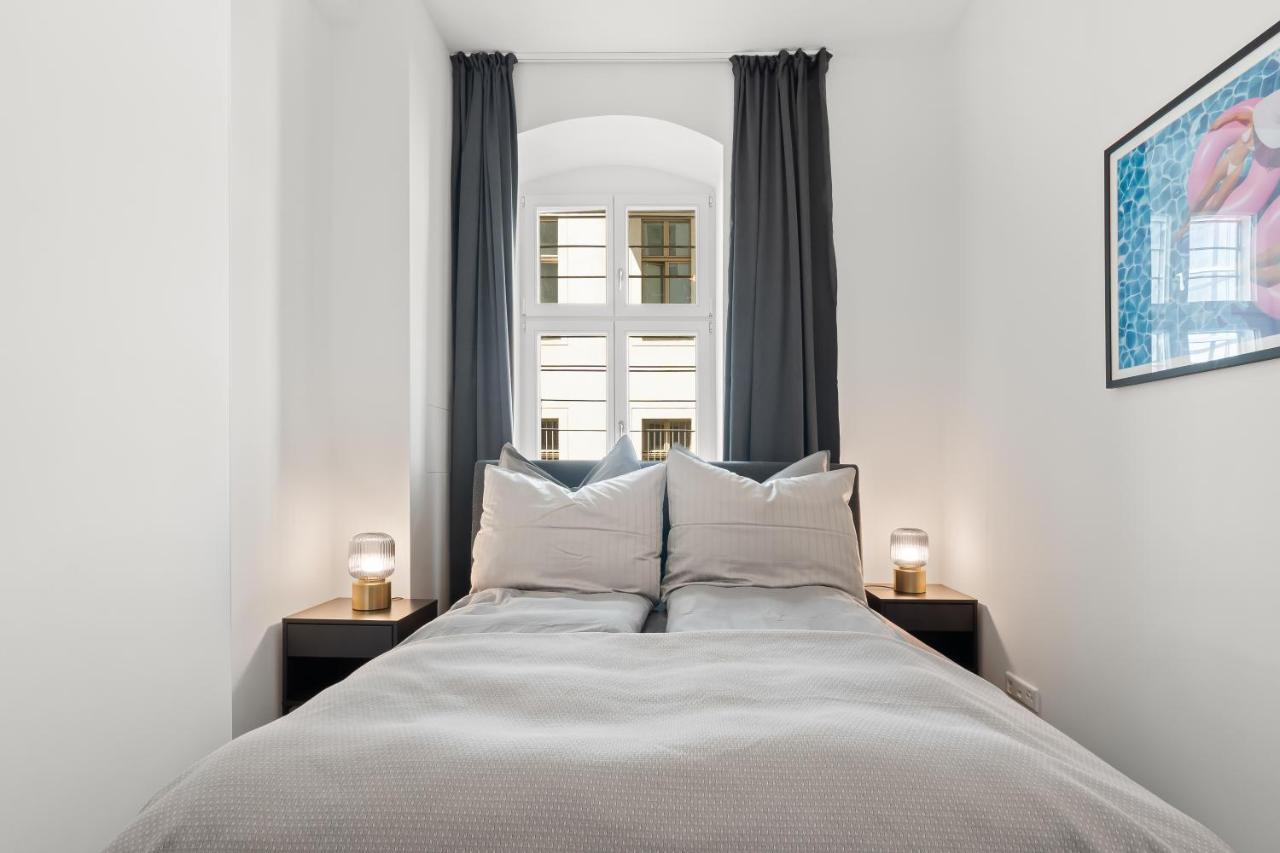The Strassburger, Stylish 3 Bedroom Apartment In Downtown Βερολίνο Εξωτερικό φωτογραφία