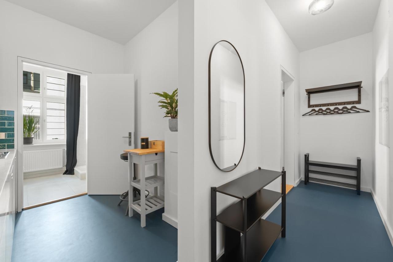 The Strassburger, Stylish 3 Bedroom Apartment In Downtown Βερολίνο Εξωτερικό φωτογραφία